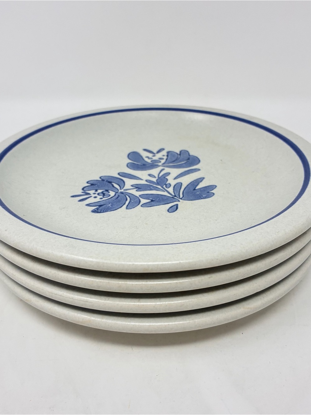 Set of 4 Pfaltzgraff Yorktowne Dessert Bread Butter Plates 6.75” Made in USA